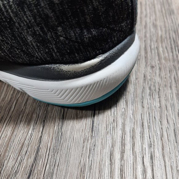 Sketchers Air-Cooled Memory Foam Size 7 - Picture 11 of 15